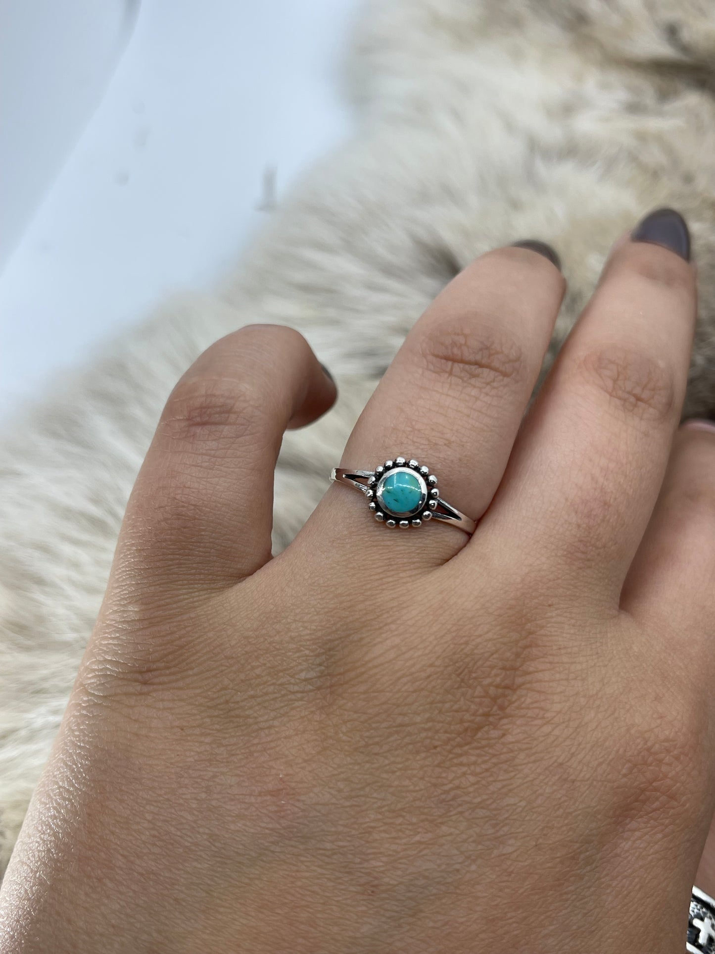 10.0 Dainty Turquoise Ring