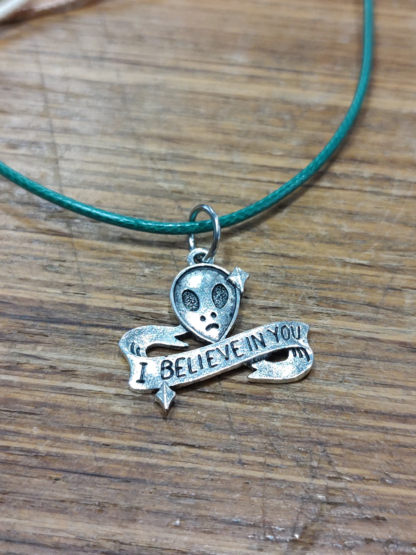 Alien BELIEVE necklace