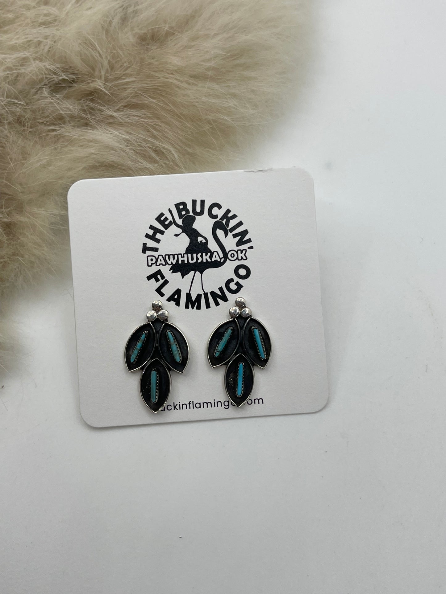 3 Leaf Zuni Needlepoint Post Earring by Fernando Othole, Zuni