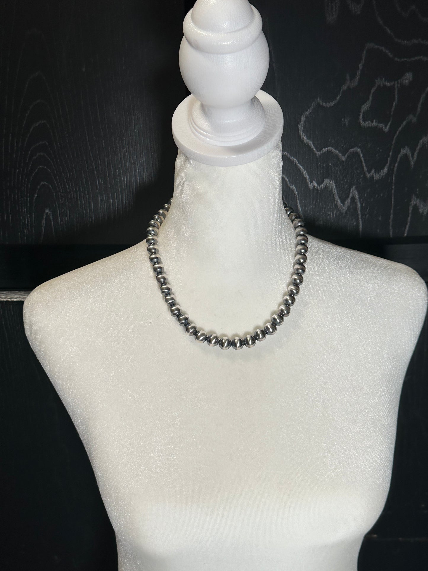 10mm 18” Navajo Pearls