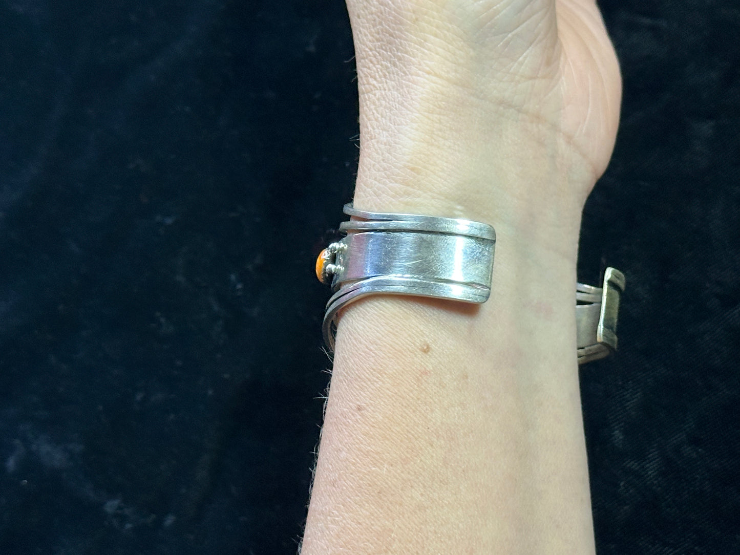 6 1/4"-7 1/2" Sterling Silver Cuff with Spiny Oyster Stones by P. Yazzie, Navajo