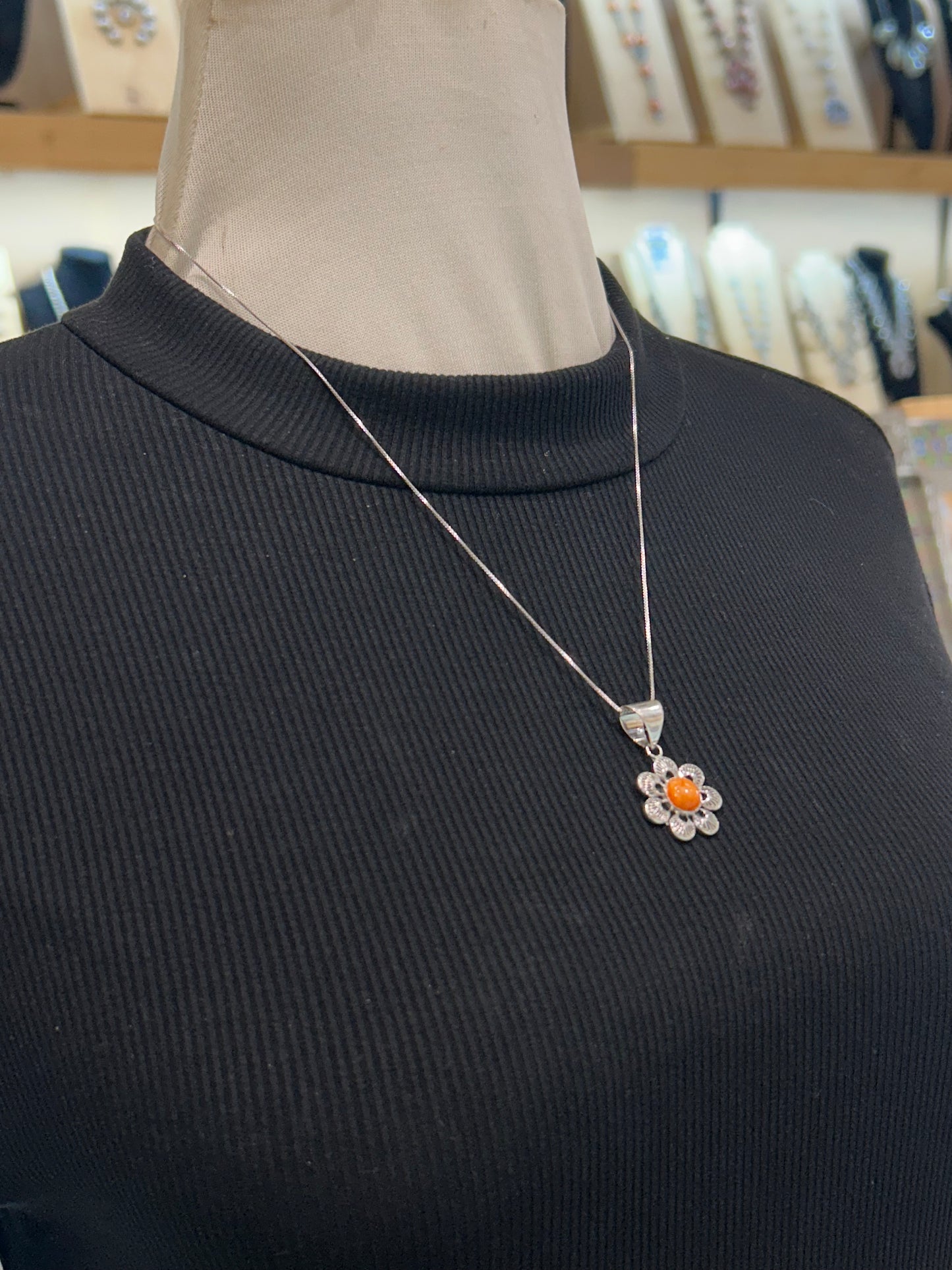20" Orang Spiny Shell Flower Necklace with 6.7mm Bail