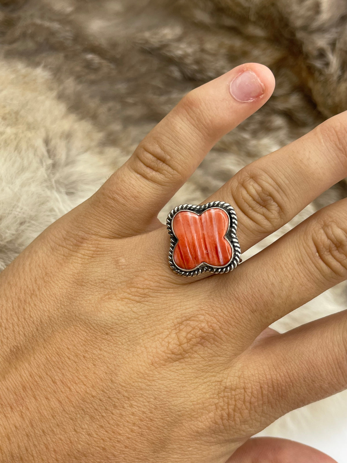 9.0 Red Spiny Clover Ring