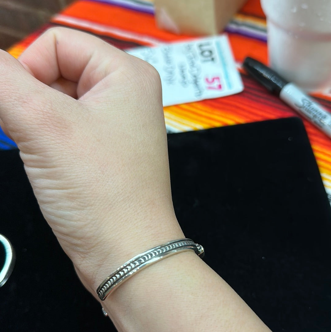 Black Onyx Dainty Bracelet