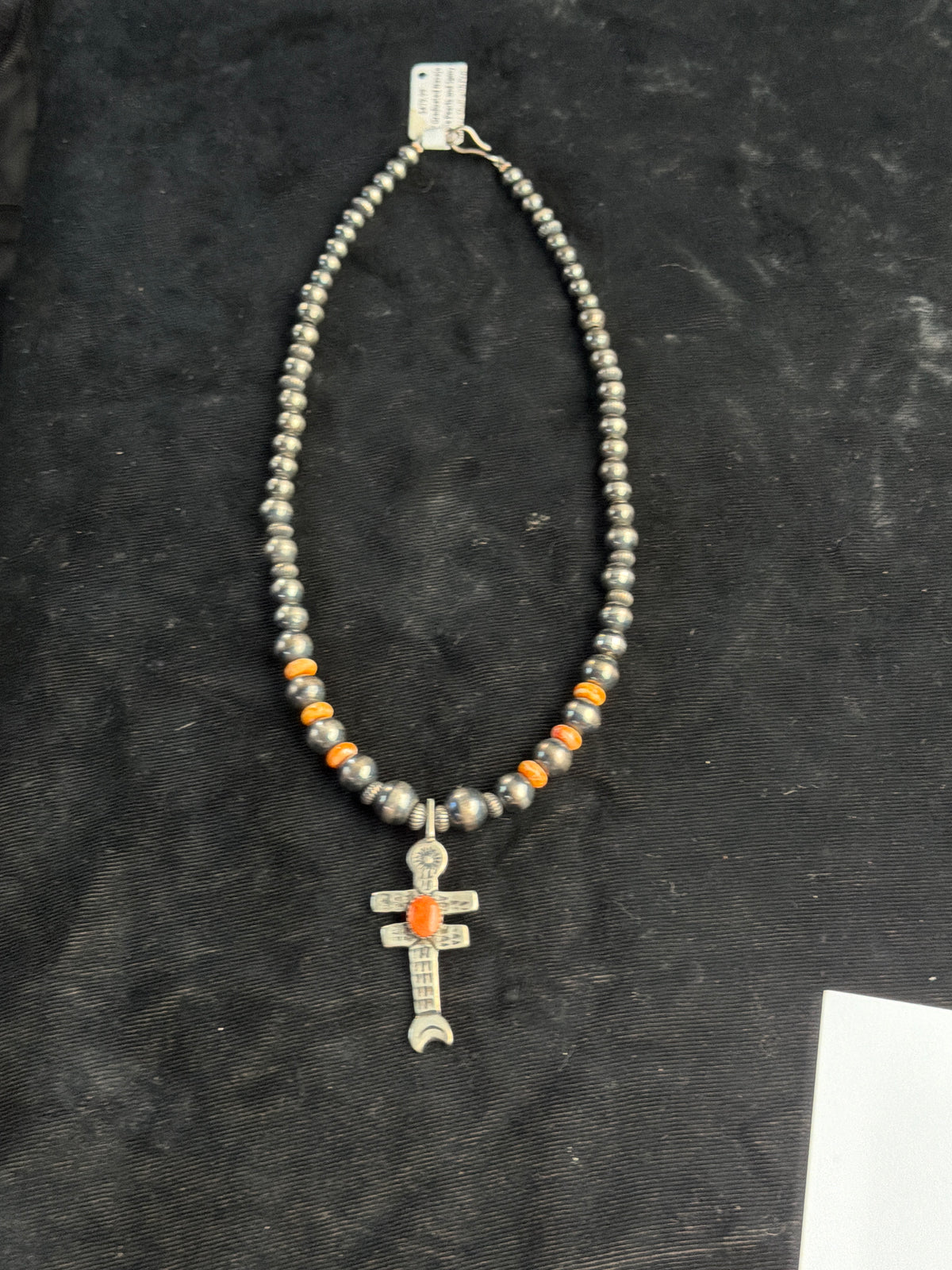 LOT 15 9/20 14" Graduated Navajo Style Pearls and Spiny Oyster Shell with Double Cross