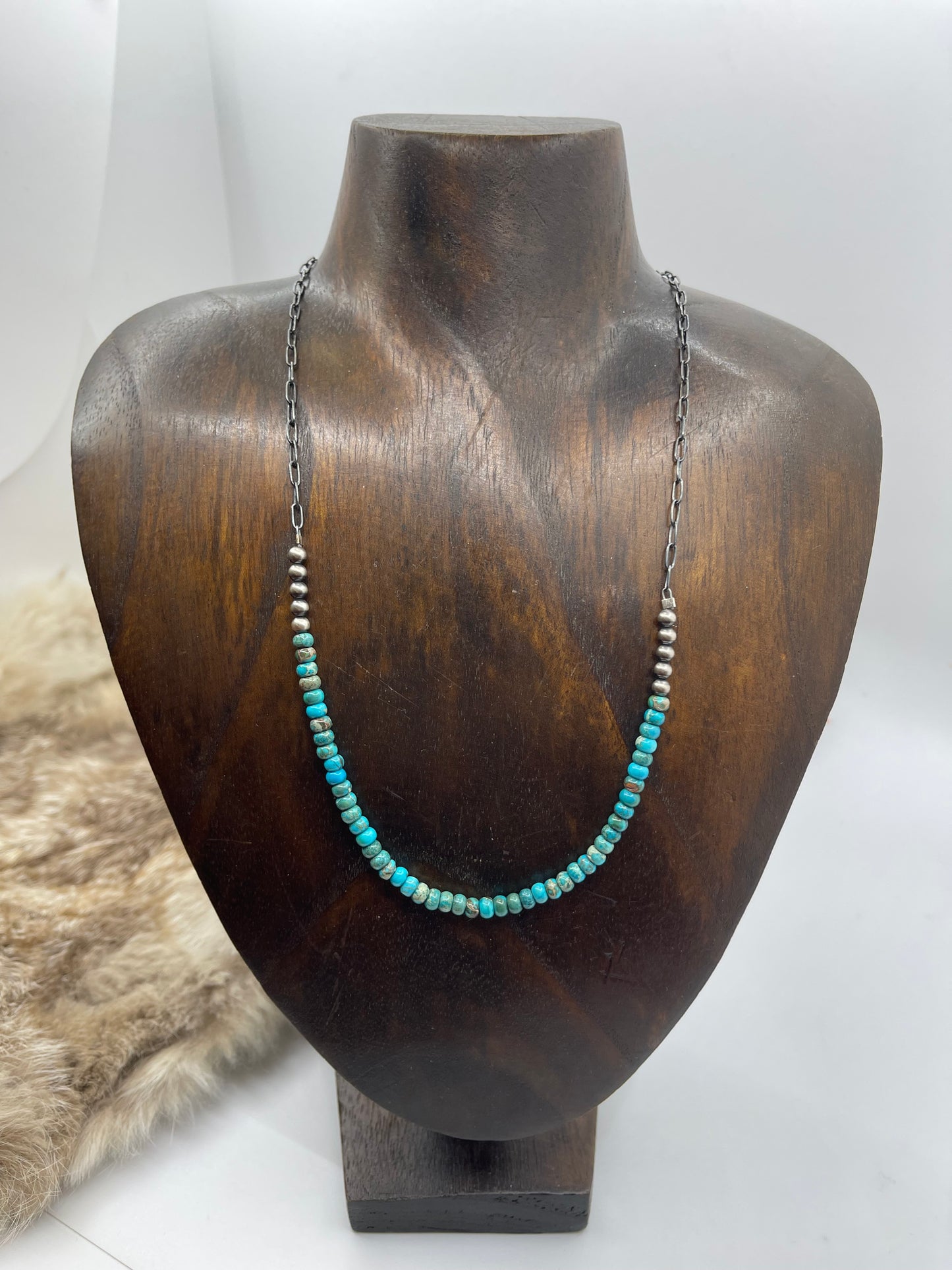 18" 4mm Navajo Style Pearls with Chain Link Necklace