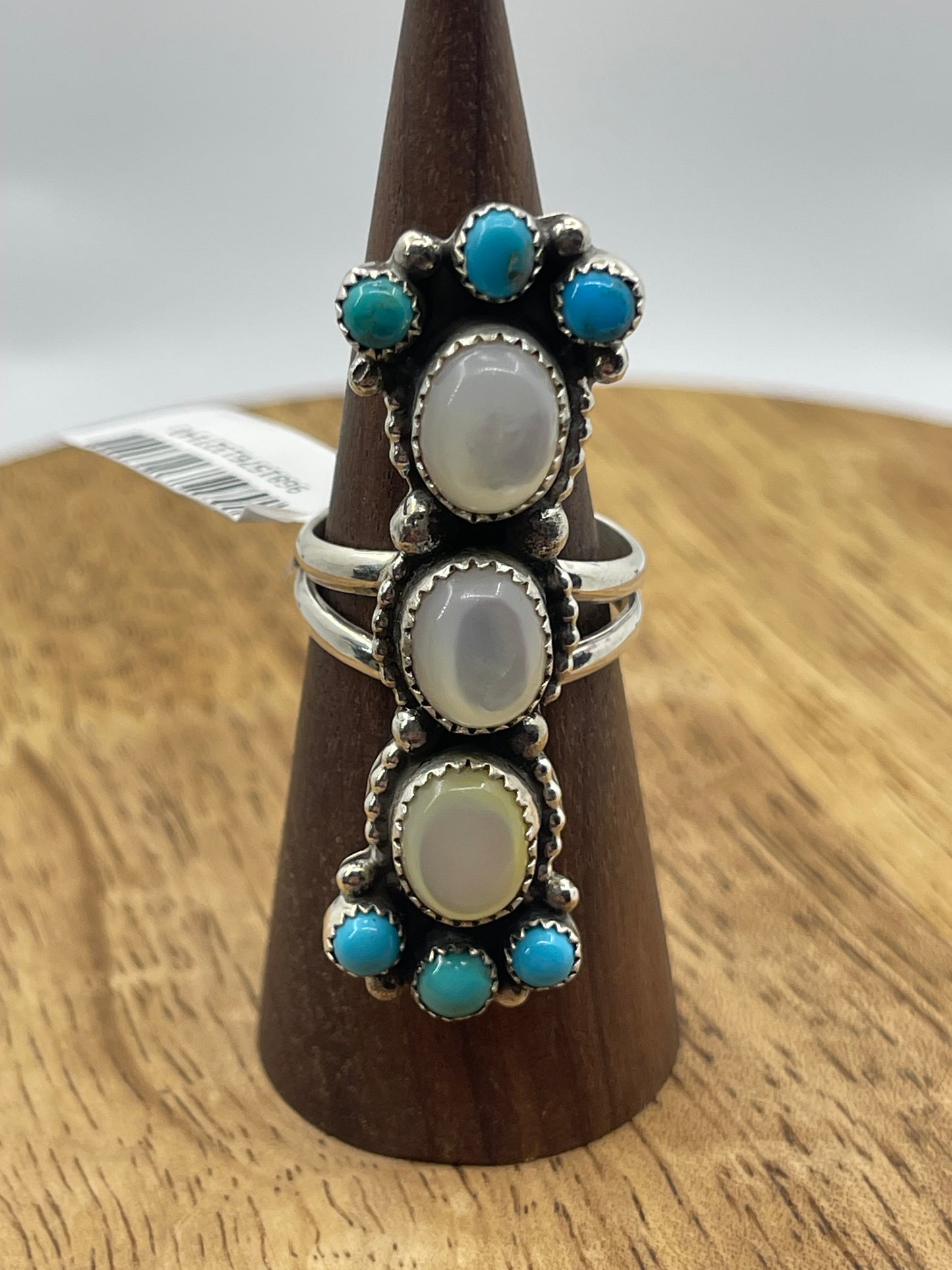 LOT 23 C 1/4 10.0 Mother of Pearl and Turquoise Ring, Navajo