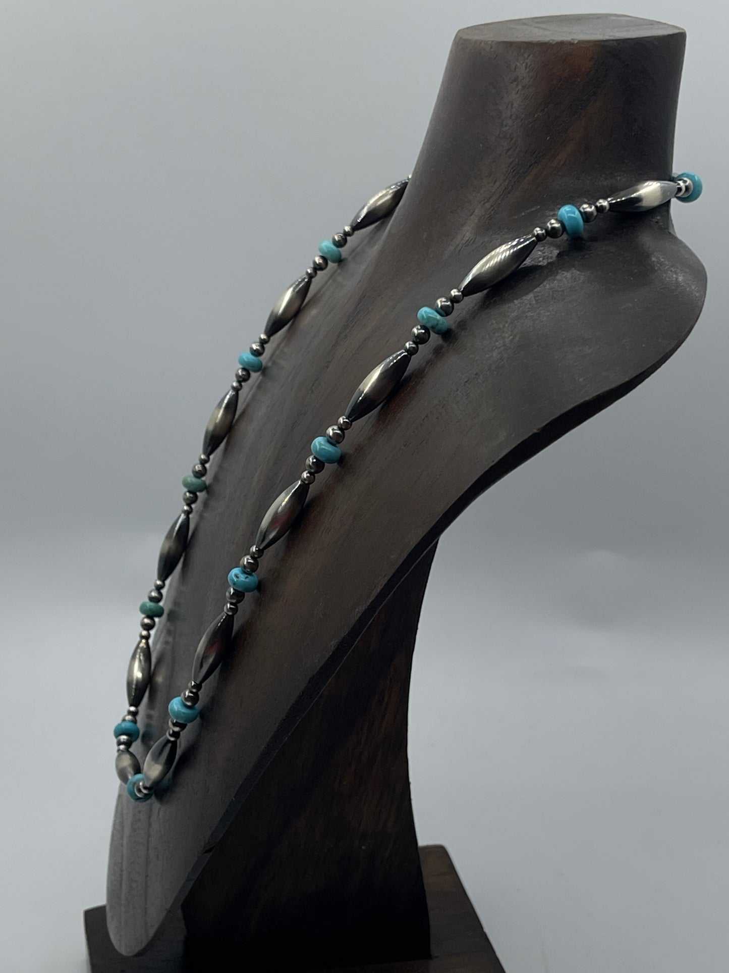 21" 6mm Melon Navajo Pearl Beaded Necklace with Turquoise