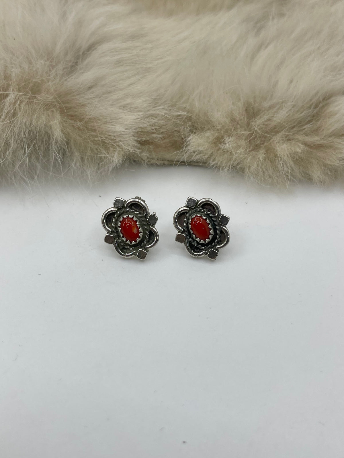 Red Coral Post by Theresa Smith, Navajo