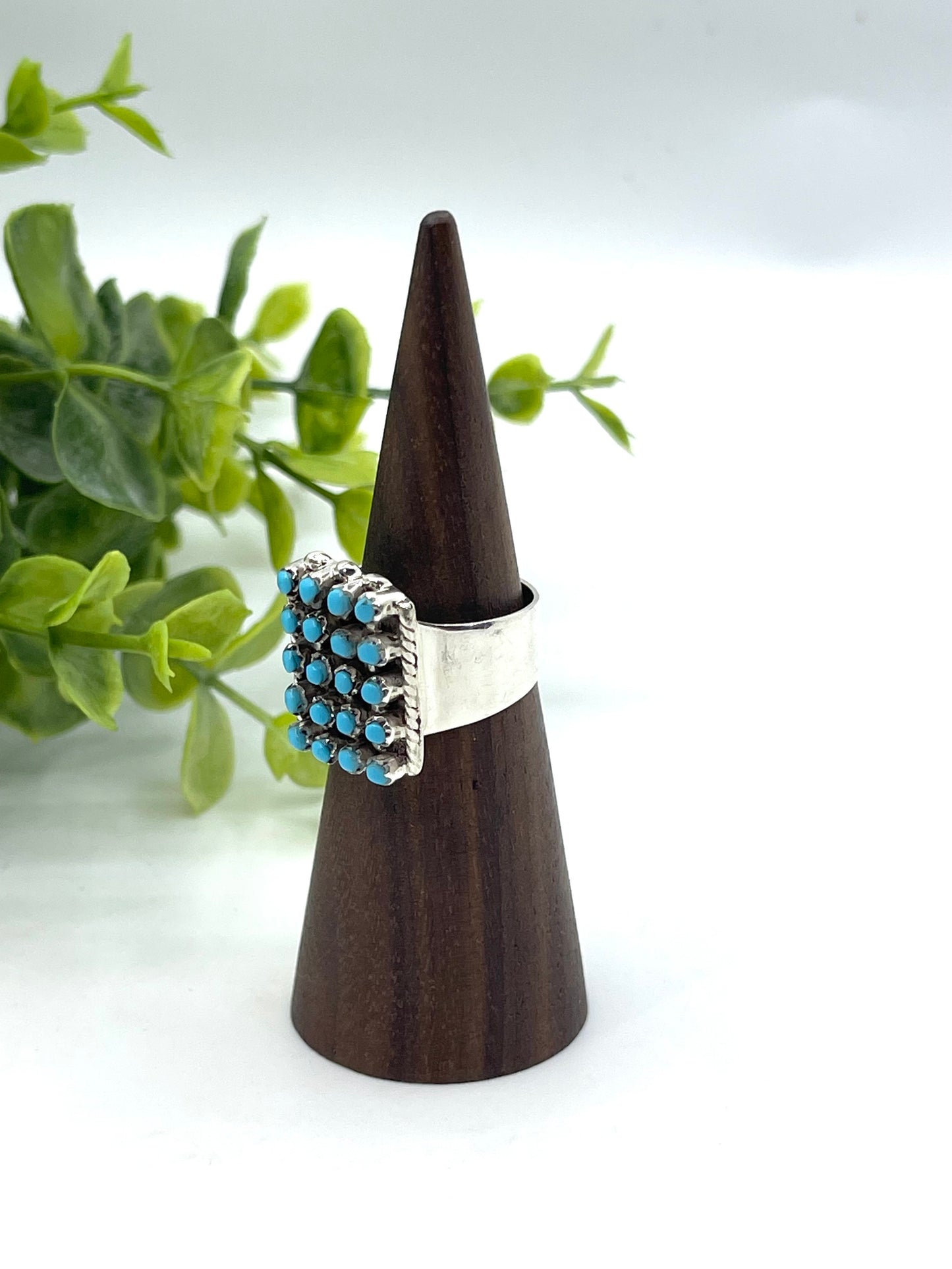 7.5 20 Stone 5 Row Turquoise Ring