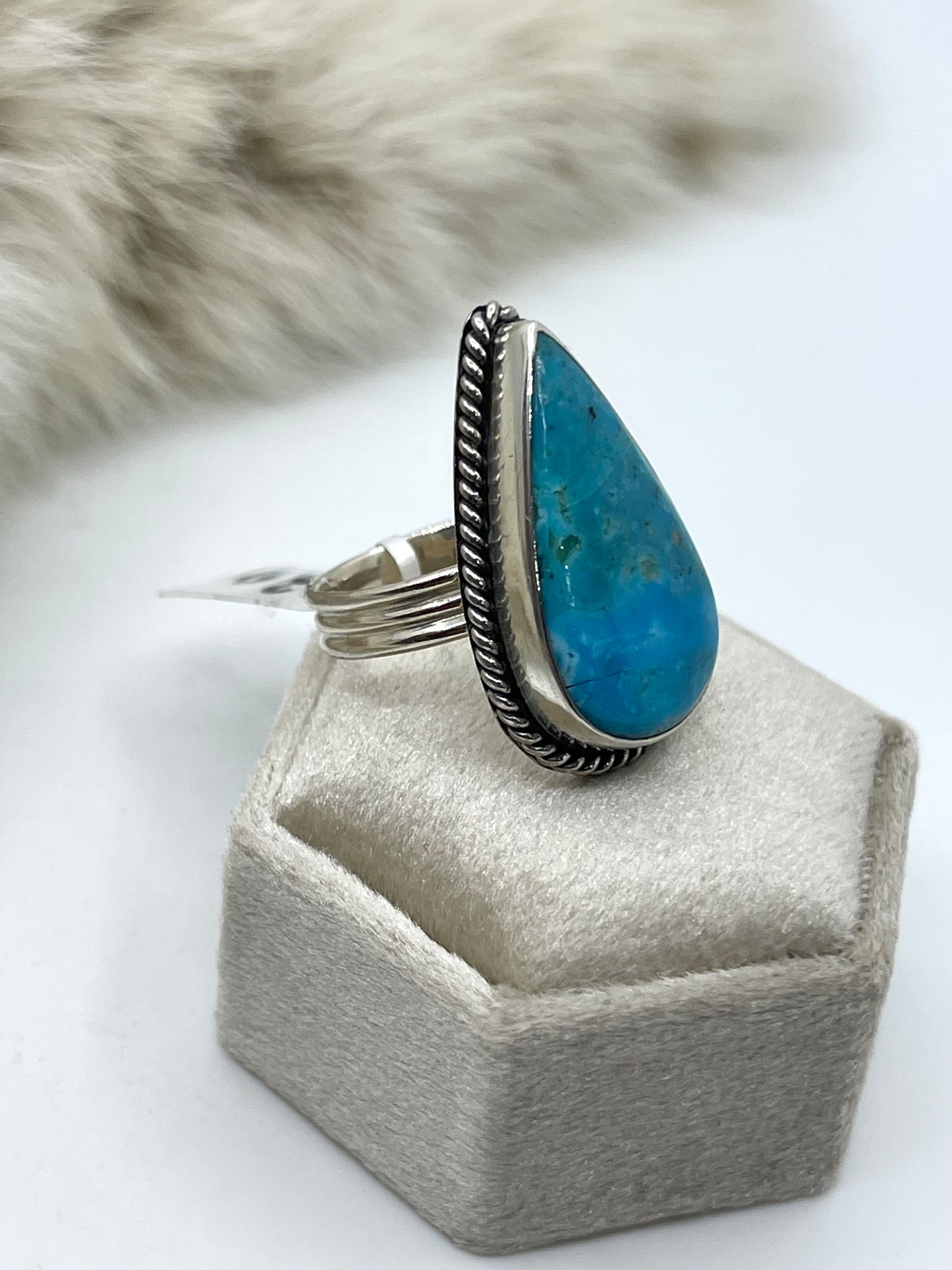 8.0 Teardrop Kingman Turquoise Ring