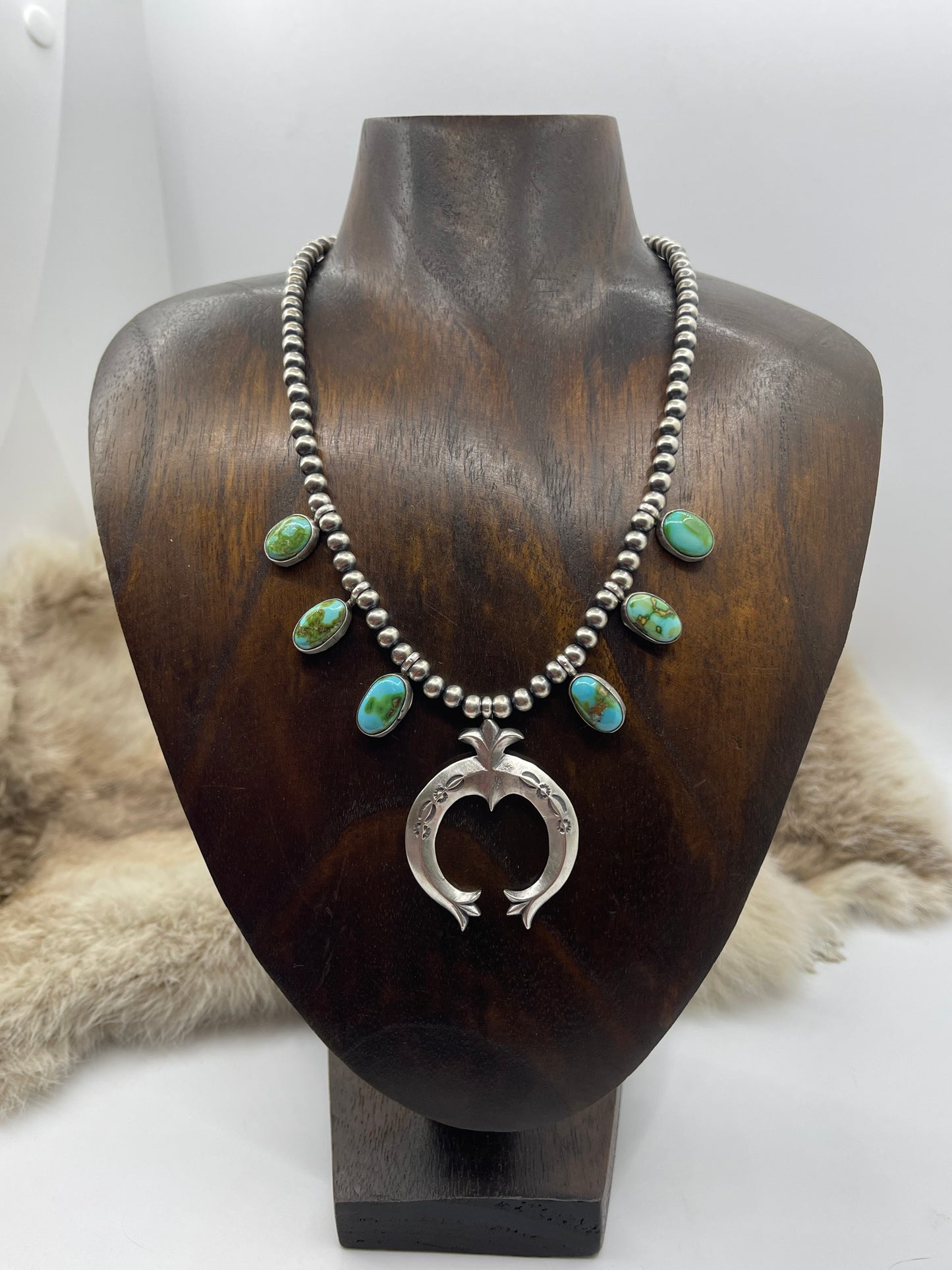 16" 6 Stone Sonoran Gold Turquoise Single Strand Naja Necklace by Letricia Largo, Navajo