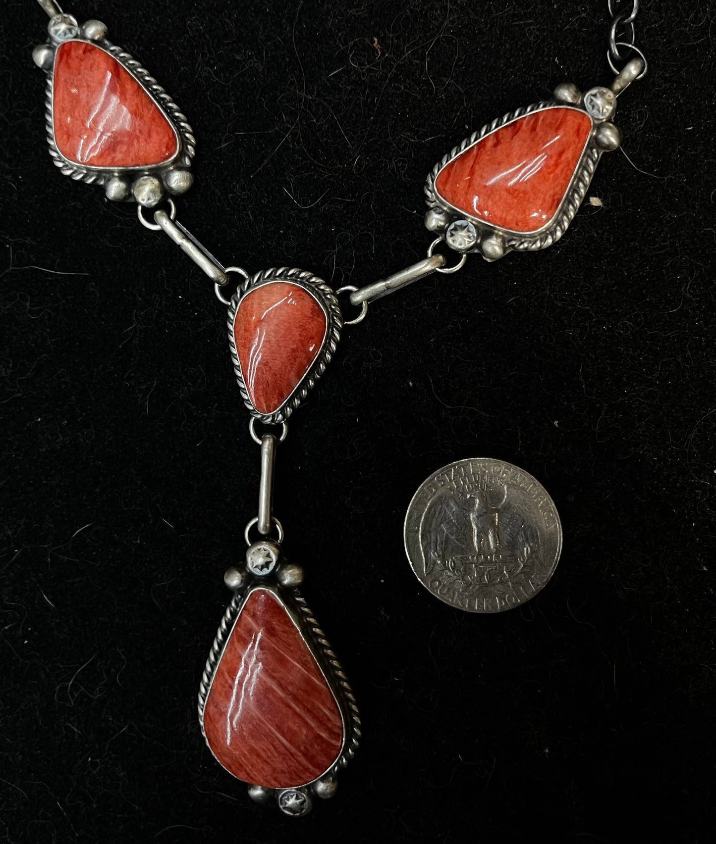 20"+3" Spiny Oyster Shell Lariat and Earrings 2 Piece Set by Augustine Largo, Navajo