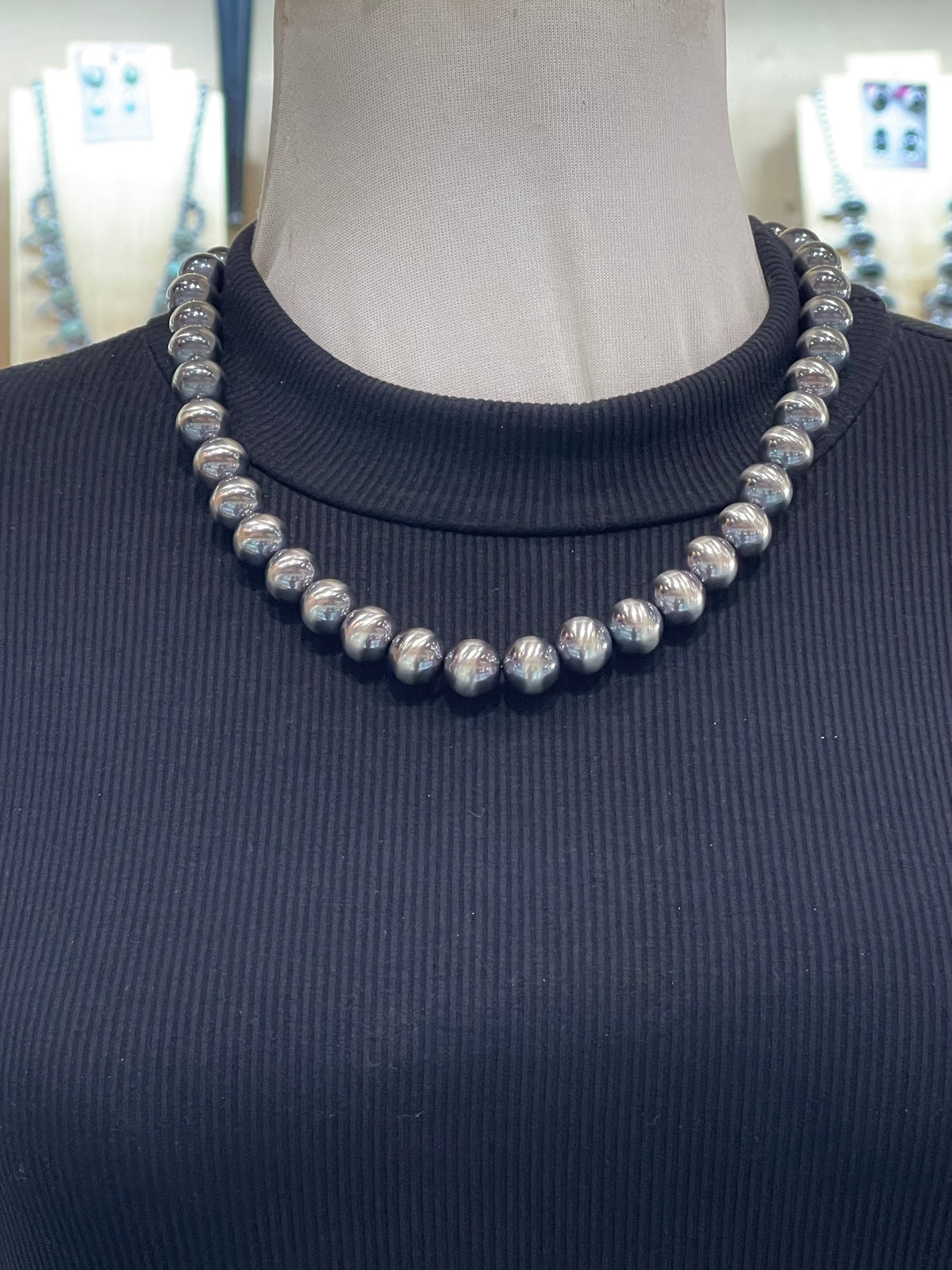 20” 12mm Navajo Style Pearls