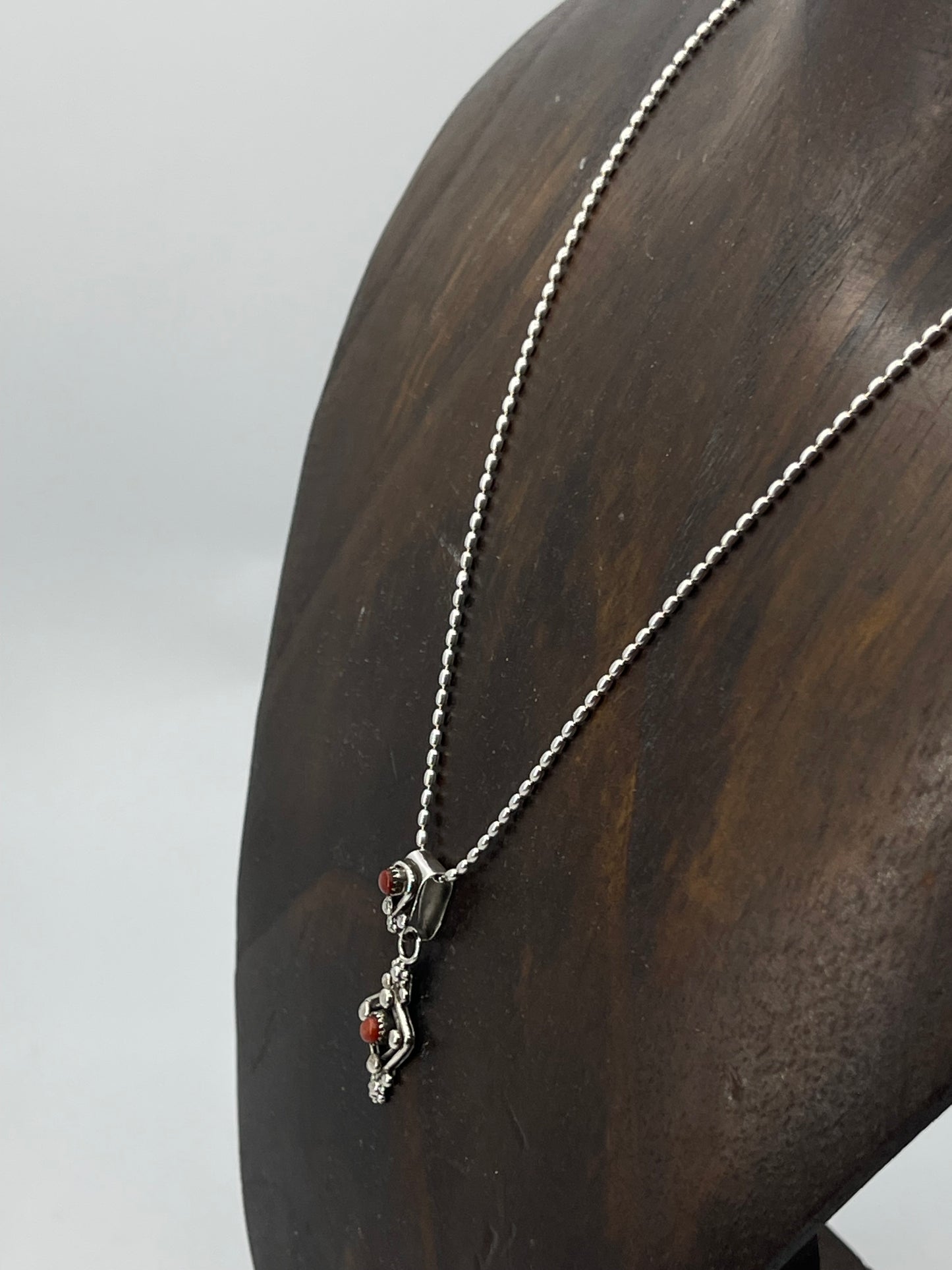 16" Red Coral Pendant Necklace by Verdi Booqua, Zuni