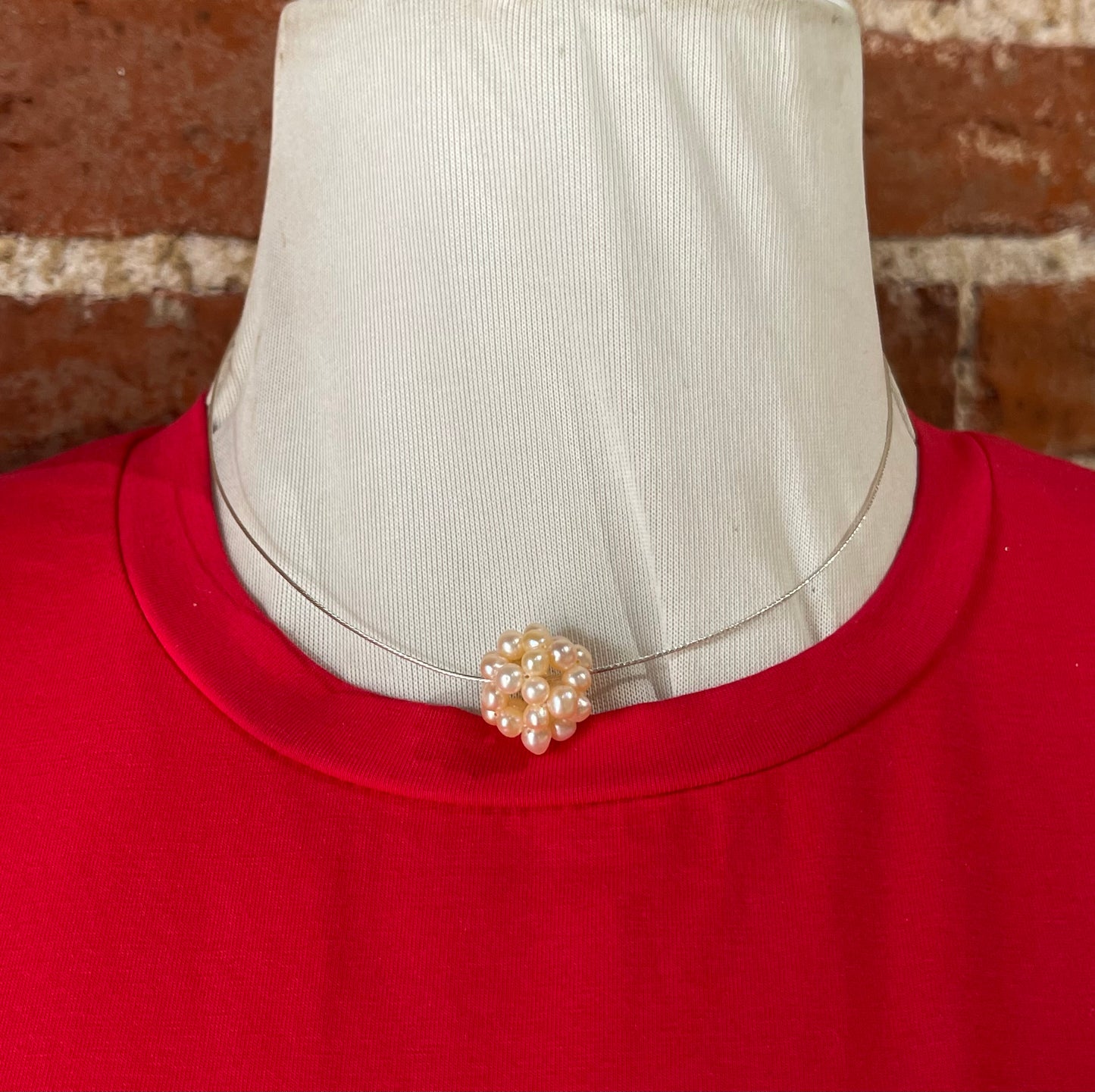 16" Silver Wire Necklace with Freshwater Pearl Cluster