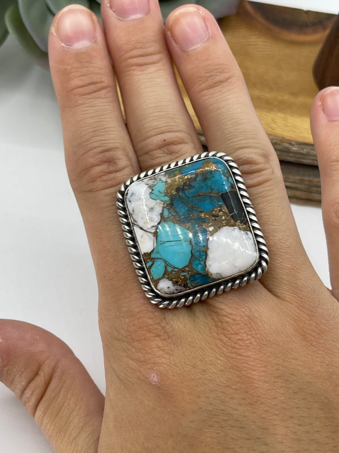 Adjustable 5.0-11.0 Turquoise Kingman Krush Ring by Alfred Martinez, Navajo