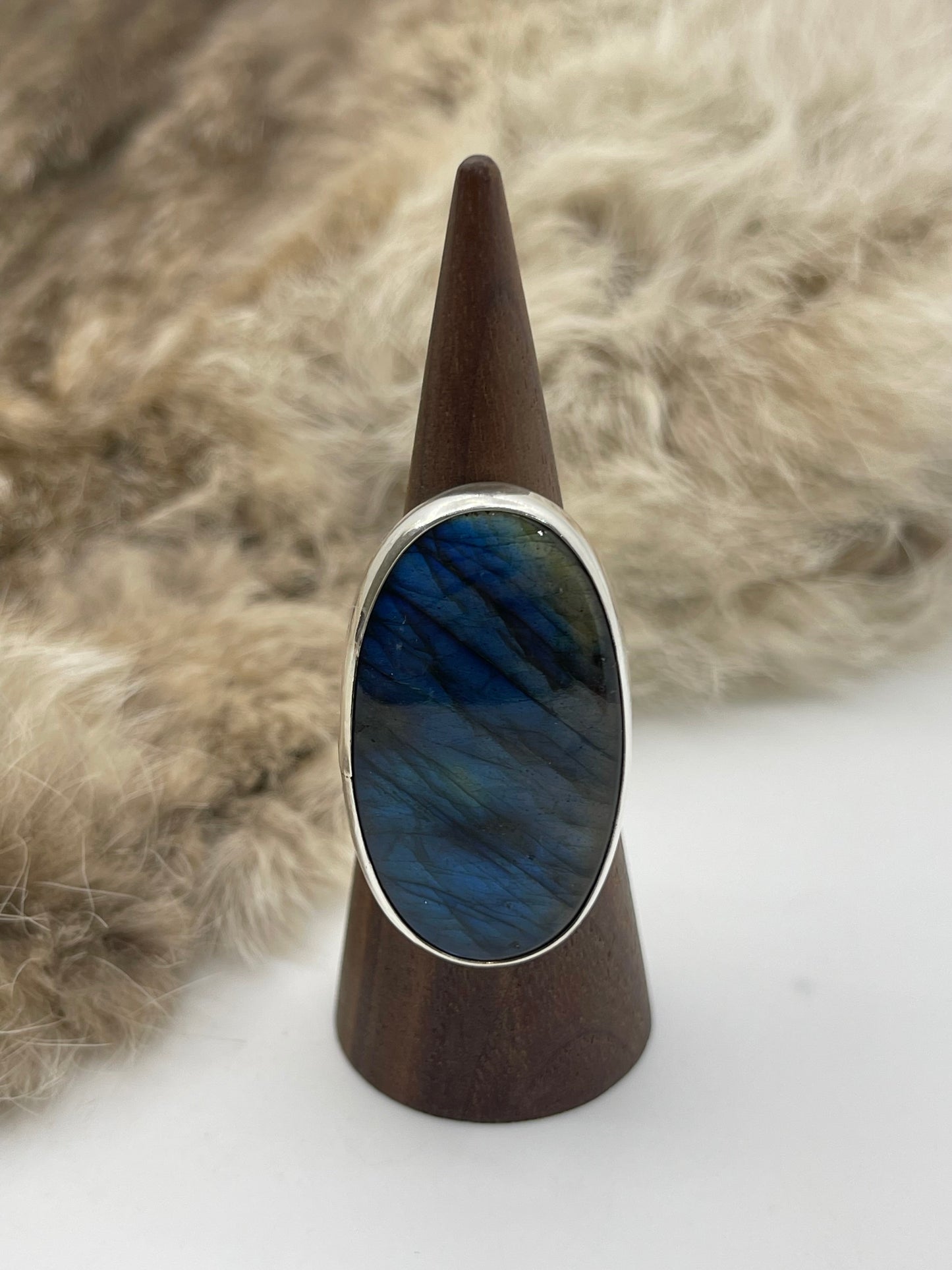 8.5 Labradorite Ring by Lawrence Willie, Navajo