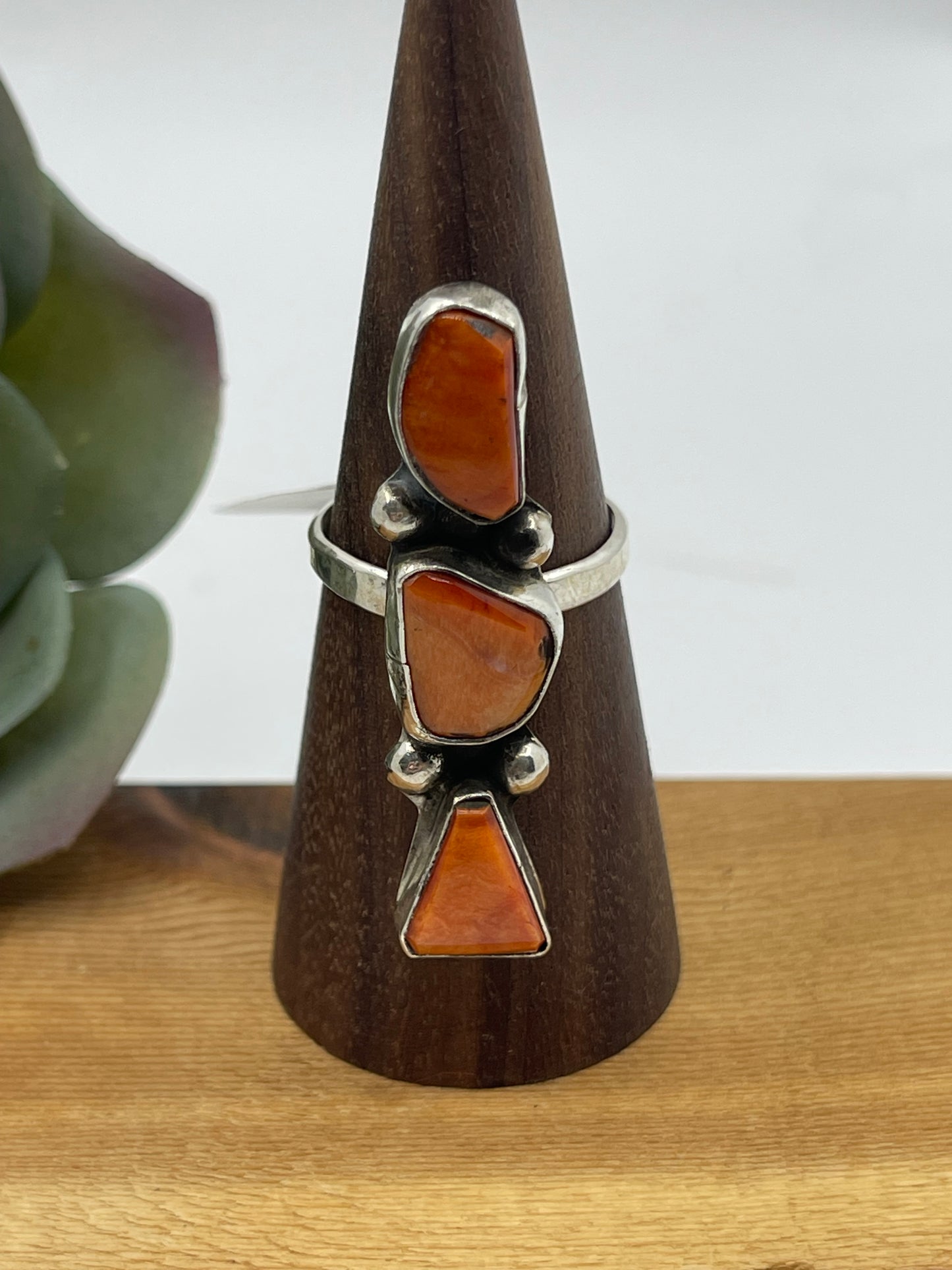 Adjustable 6.0-9.0 3 Stone Orange Spiny Oyster Shell Ring by Jude Candeleria, Zuni