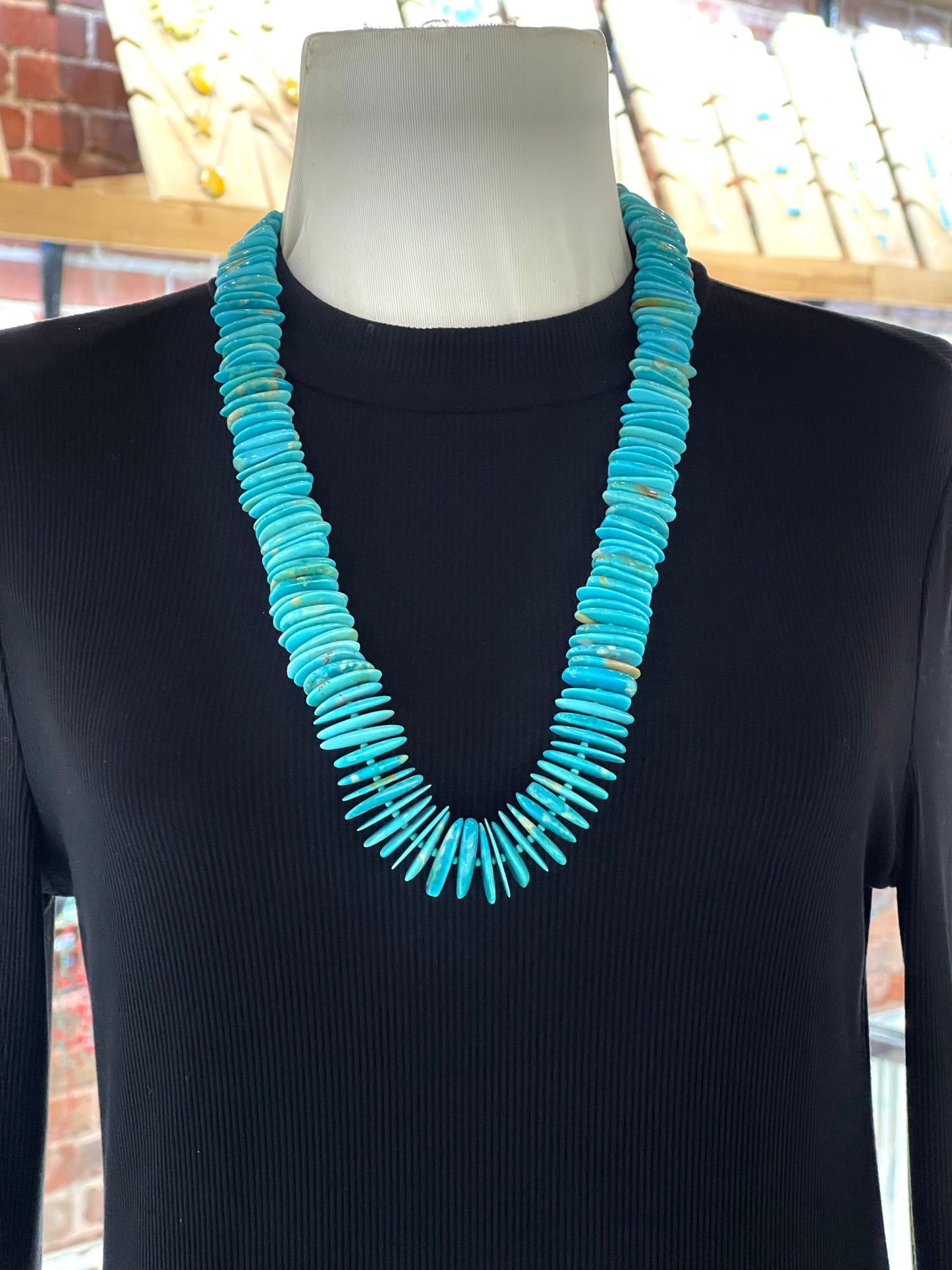 28" Natural Sleeping Beauty Slap Necklace