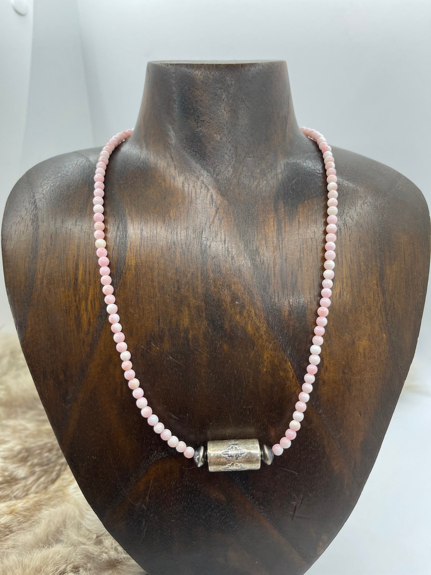 18" 4.5mm Pink Conch Shell Necklace