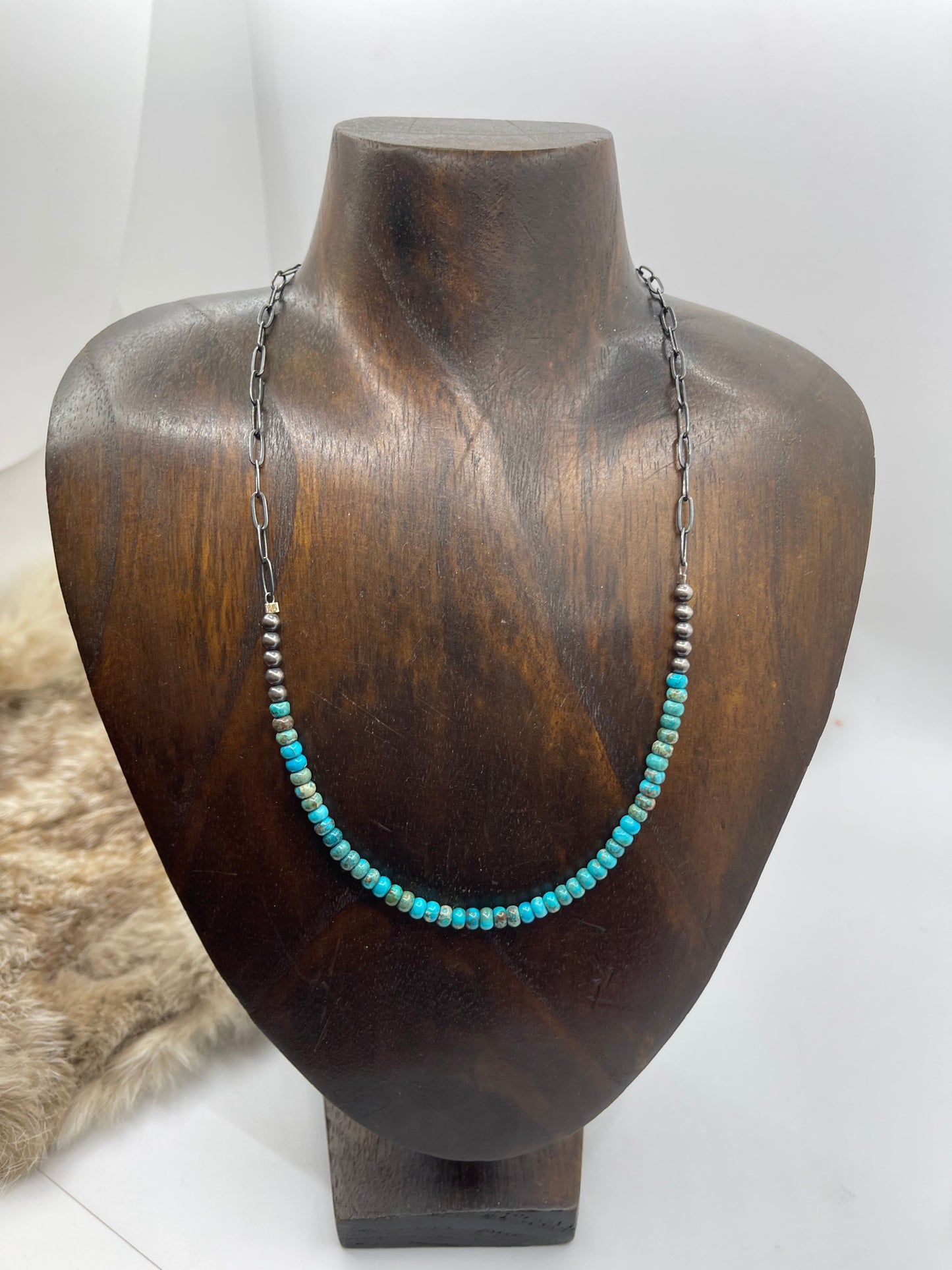 18" 4mm Navajo Style Pearls with Chain Link Necklace