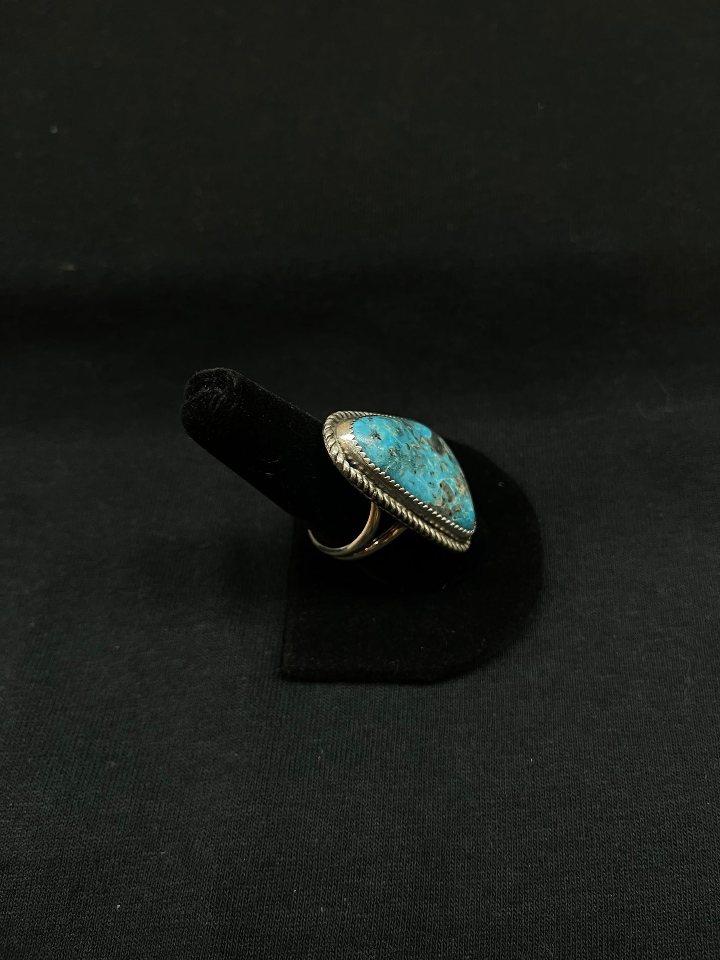 9.5 Kingman Turquoise Triangle Ring by Leslie Nez, Navajo