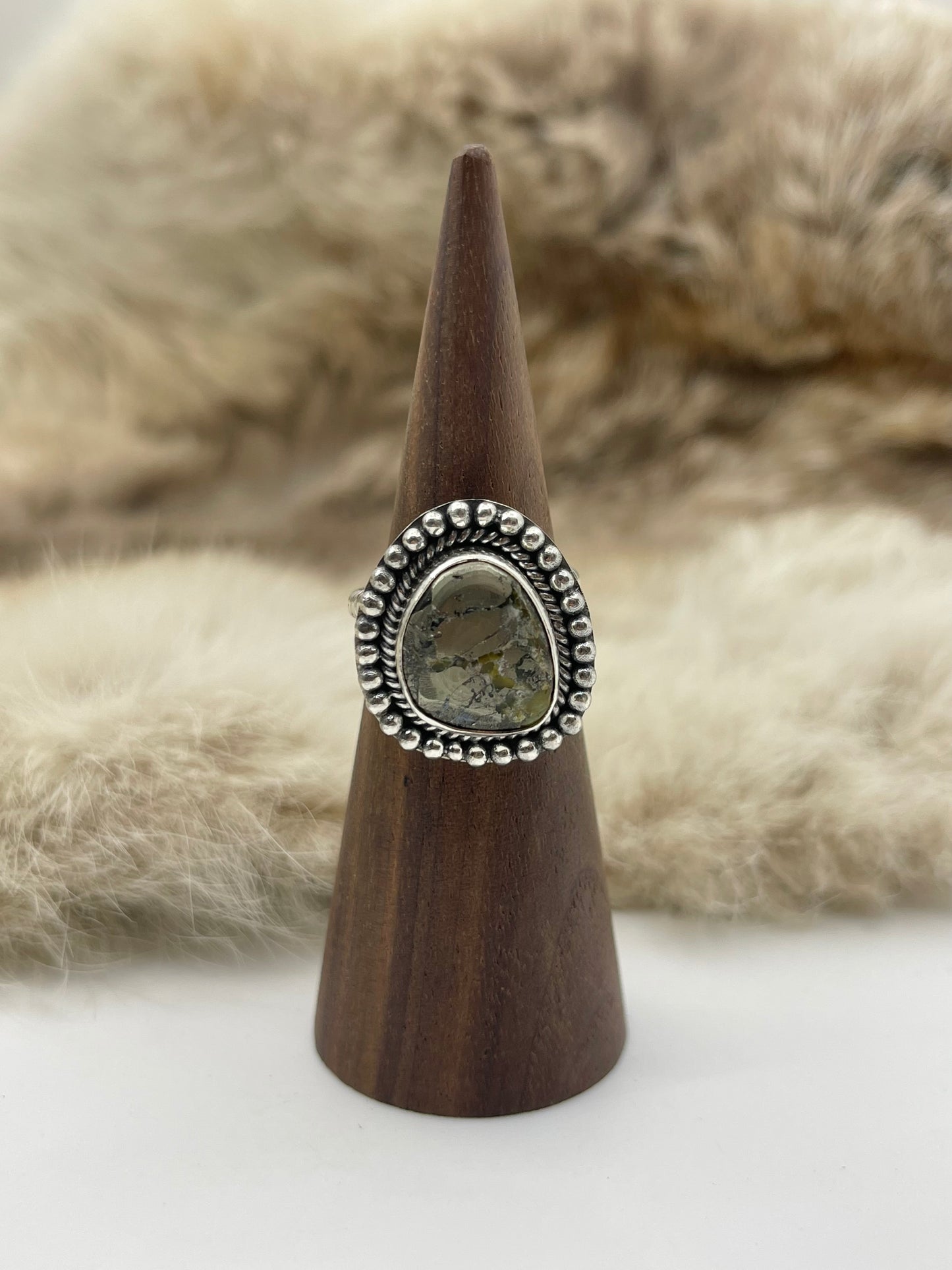 7.0 Palomino Ring