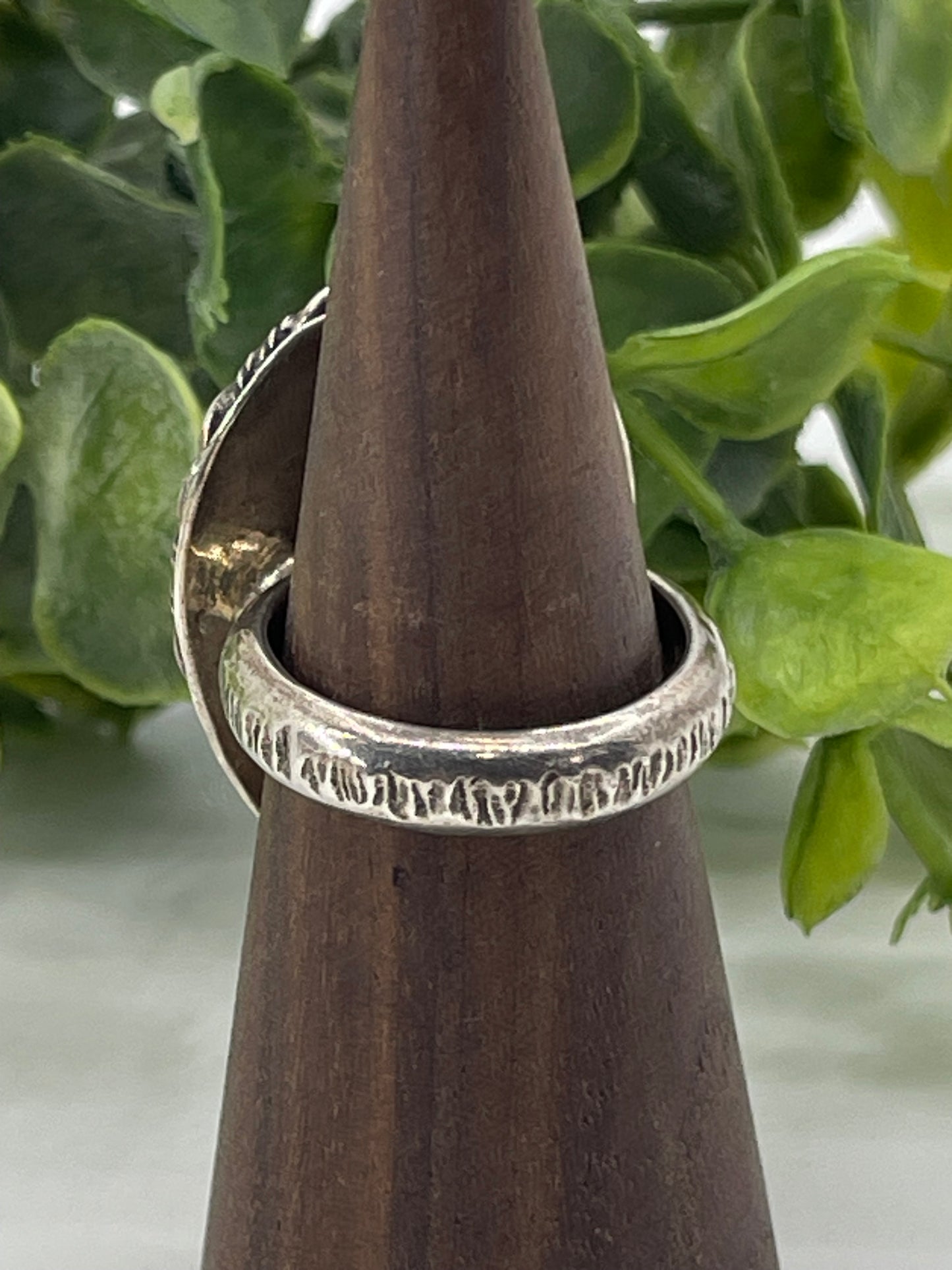 9.0 Blackjack Teardrop Ring