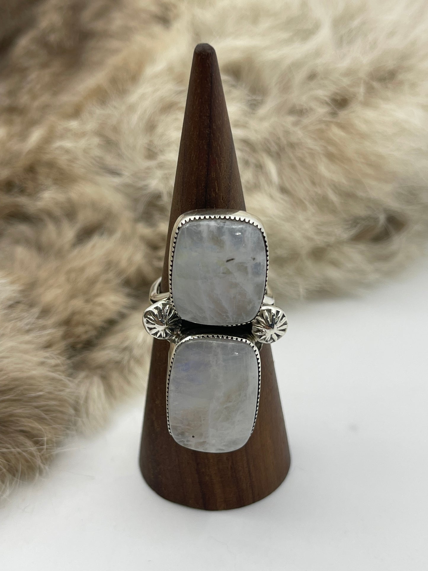 9.0 Moonshine Ring by Joelias Draper