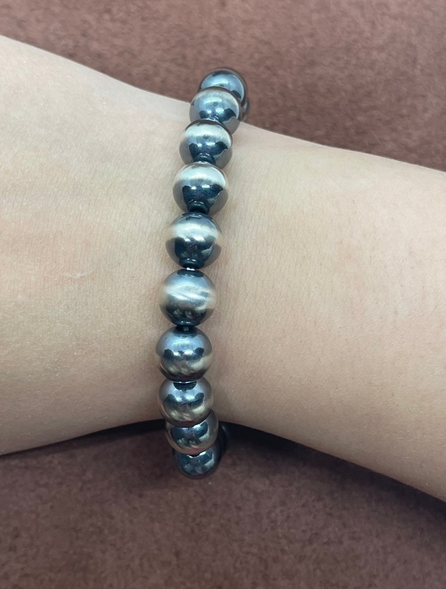 7" 10mm Navajo Style Pearl Stretchy Bracelet