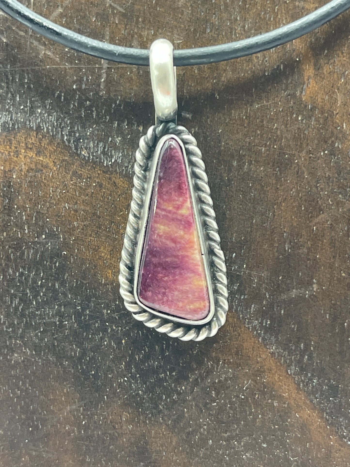 Purple Spiny Oyster Shell Necklace On A Black Leather Cord by Johnny Dixon, Navajo