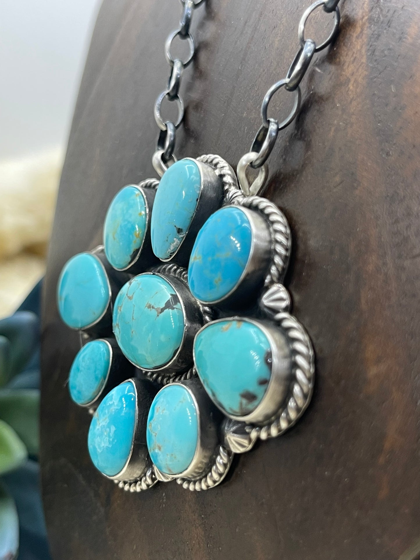 16" Kingman Turquoise Cluster Necklace