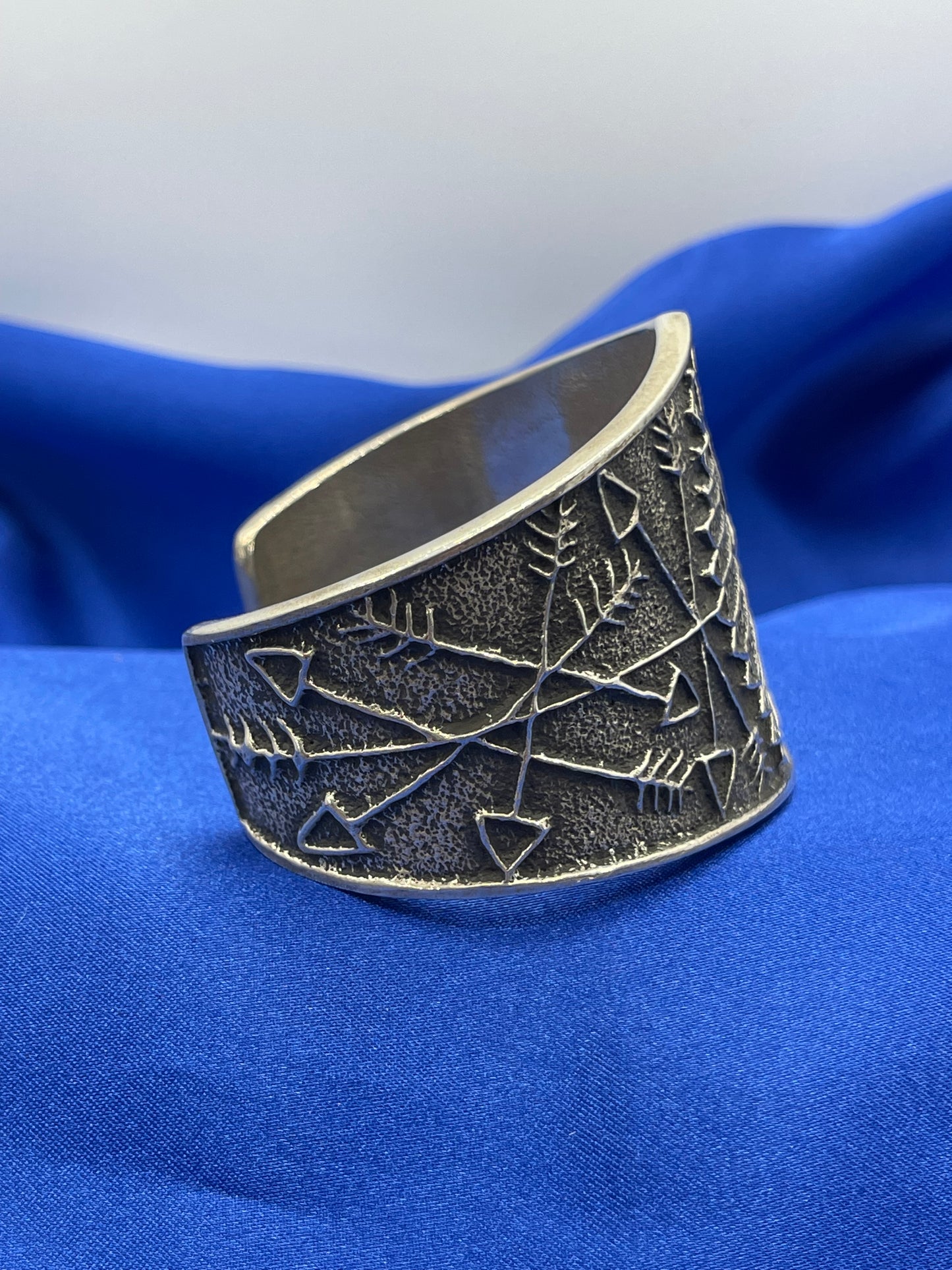 6.5" Sand Cast Cuff