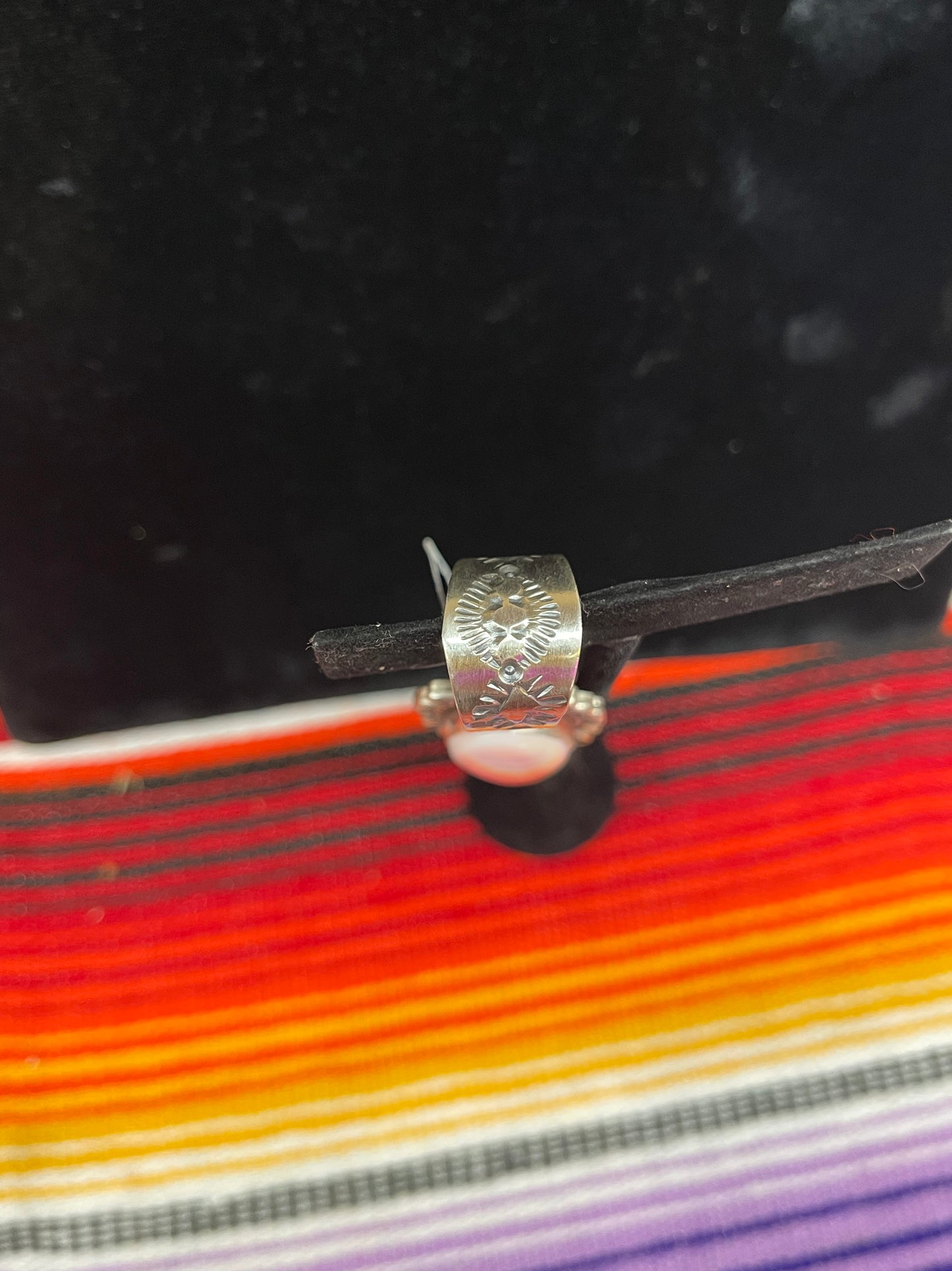 16mm Bale Pink Conch Shell Oval Pendant