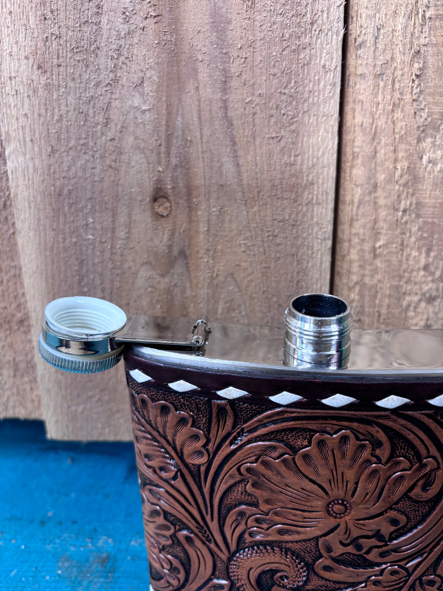 Medium Buck Stitched Flower Tooled Flask