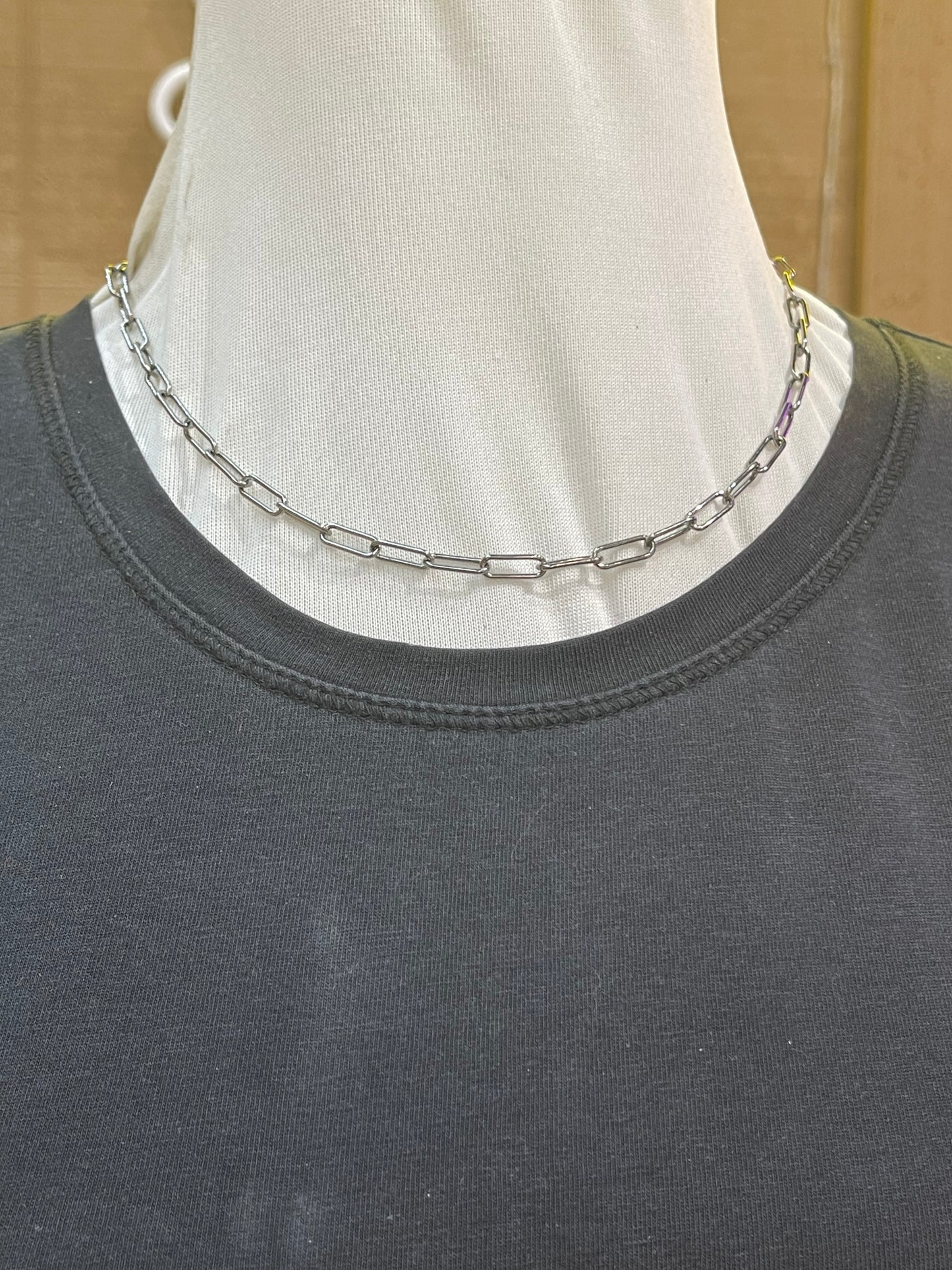 18” Paper Clip Chain