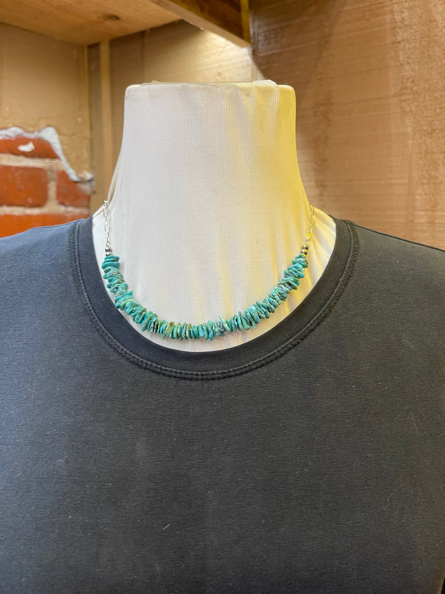 Natural Turquoise Chips And Chain Linked Necklace