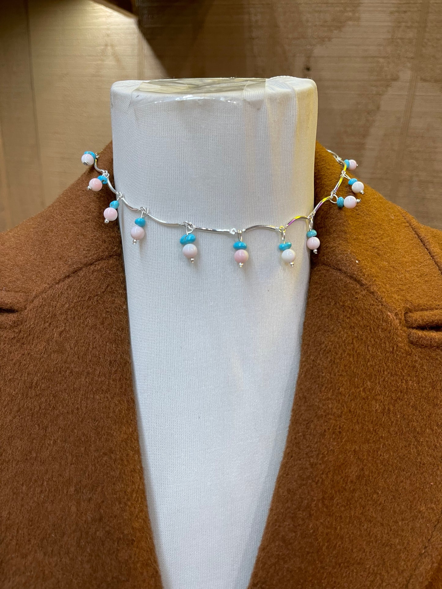 16" Natural Turquoise 6mm pink conch necklace