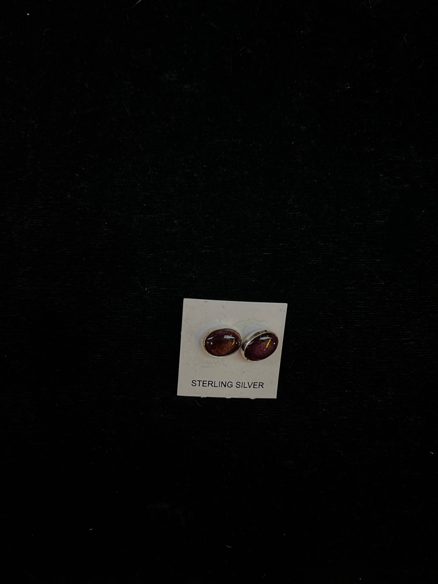 7 mm Purple Spiny Oyster Oval Post Earrings