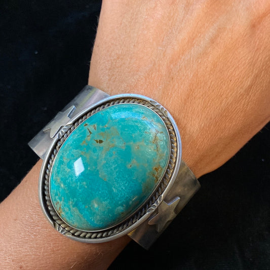 Native American made Royston Turquoise Silver Bracelet