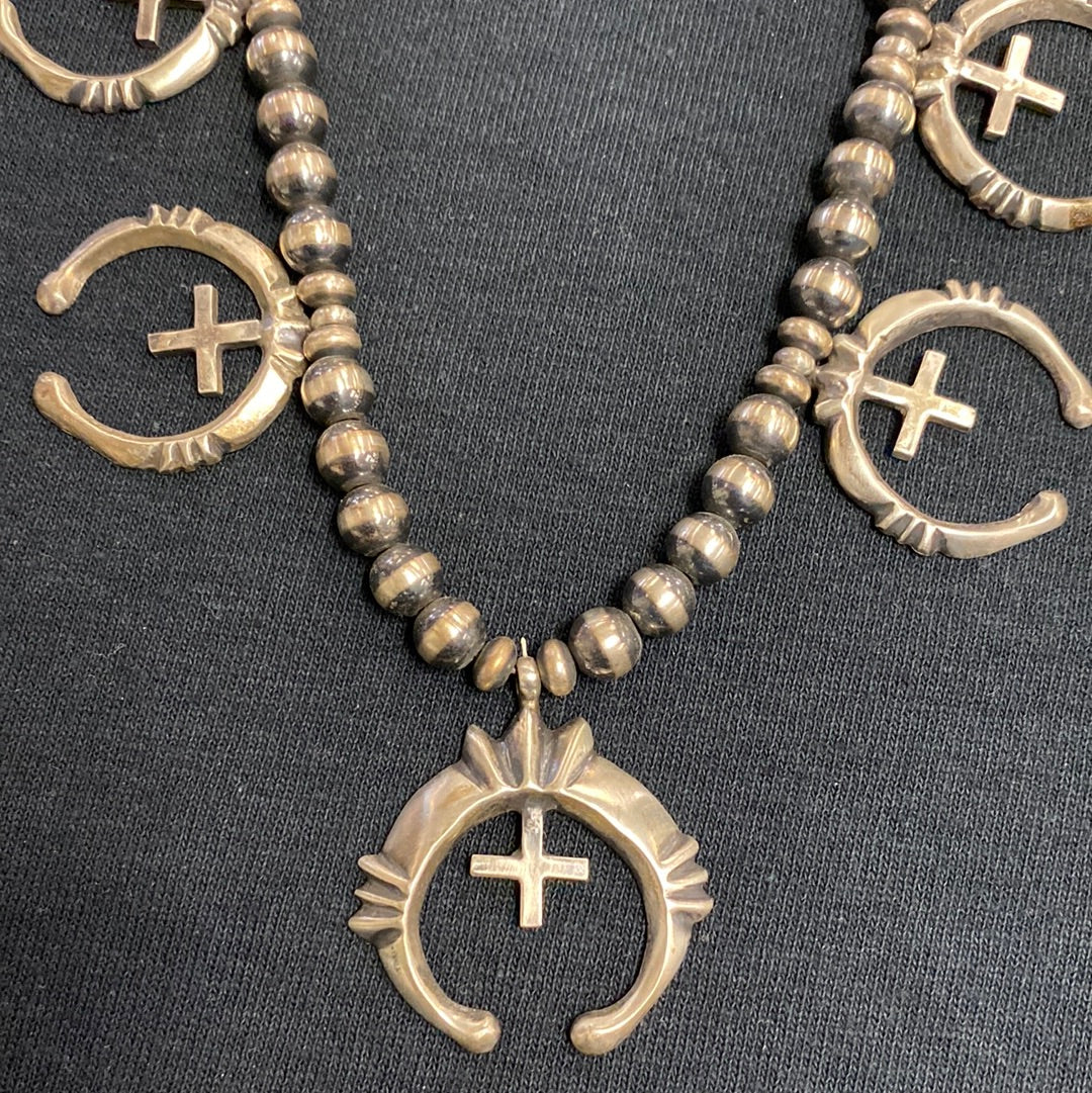 Native American made squash style necklace with matching earrings