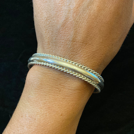 Classic Sterling Silver Bracelet with Rope Border