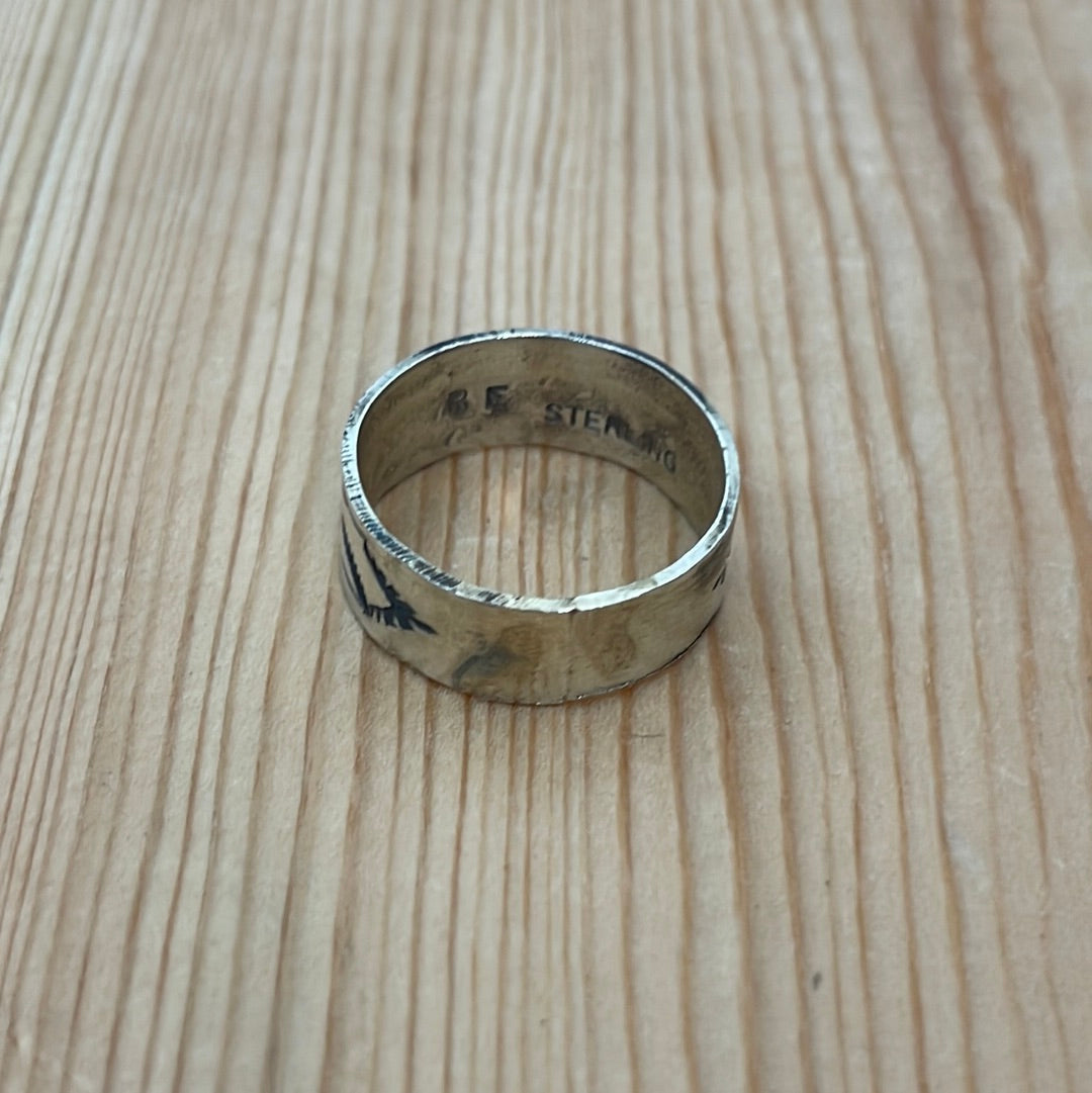Size 11.5 - "Long Lashes” Stamped Band Ring