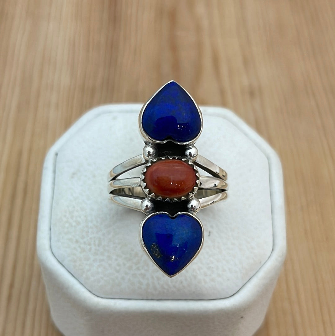 10.0 - Heart Lapis & Oval Spiny Oyster Ring