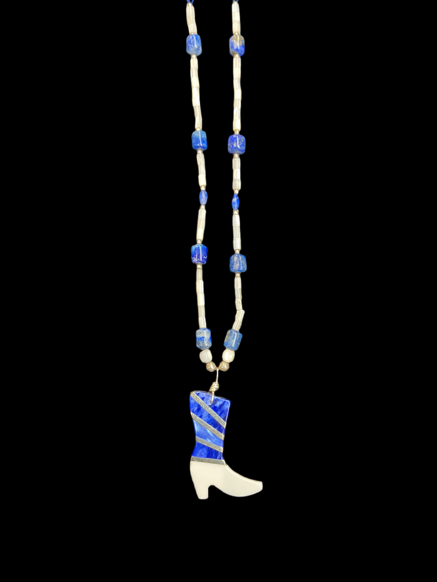 Santo Domingo Mother of Pearl and Denim Lapis Necklace