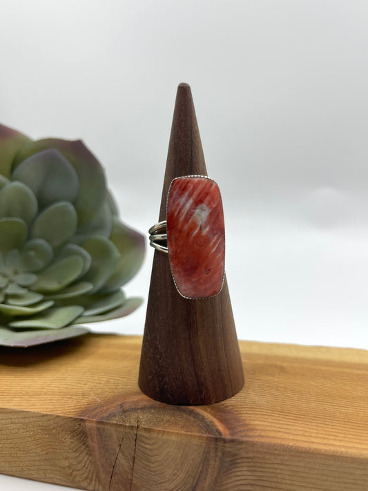 9.0 Orange Spiny Oyster Shell Ring by Mina Benally, Navajo