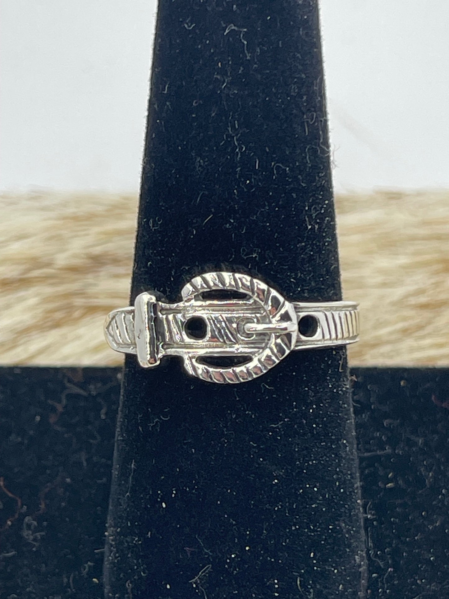 Belt With Buckle Ring