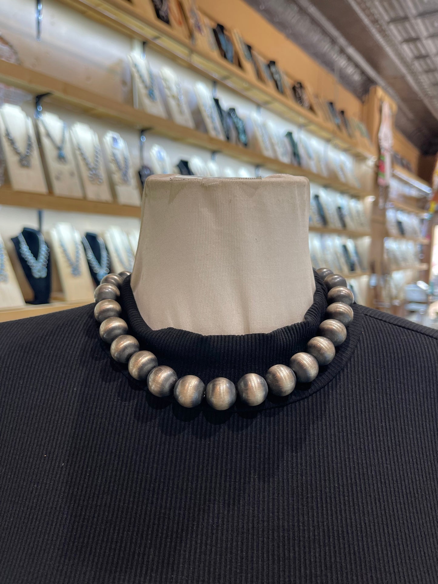 18" 16mm Navajo Style Pearls