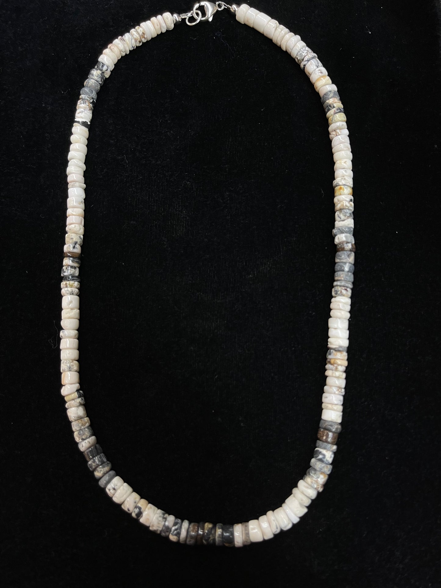 19" White Buffalo Necklace